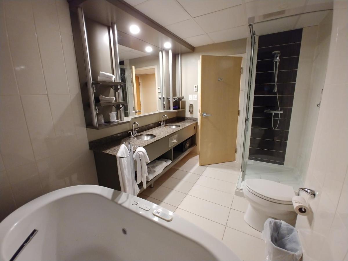 Hotel & Suites Le Dauphin Quebec Εξωτερικό φωτογραφία