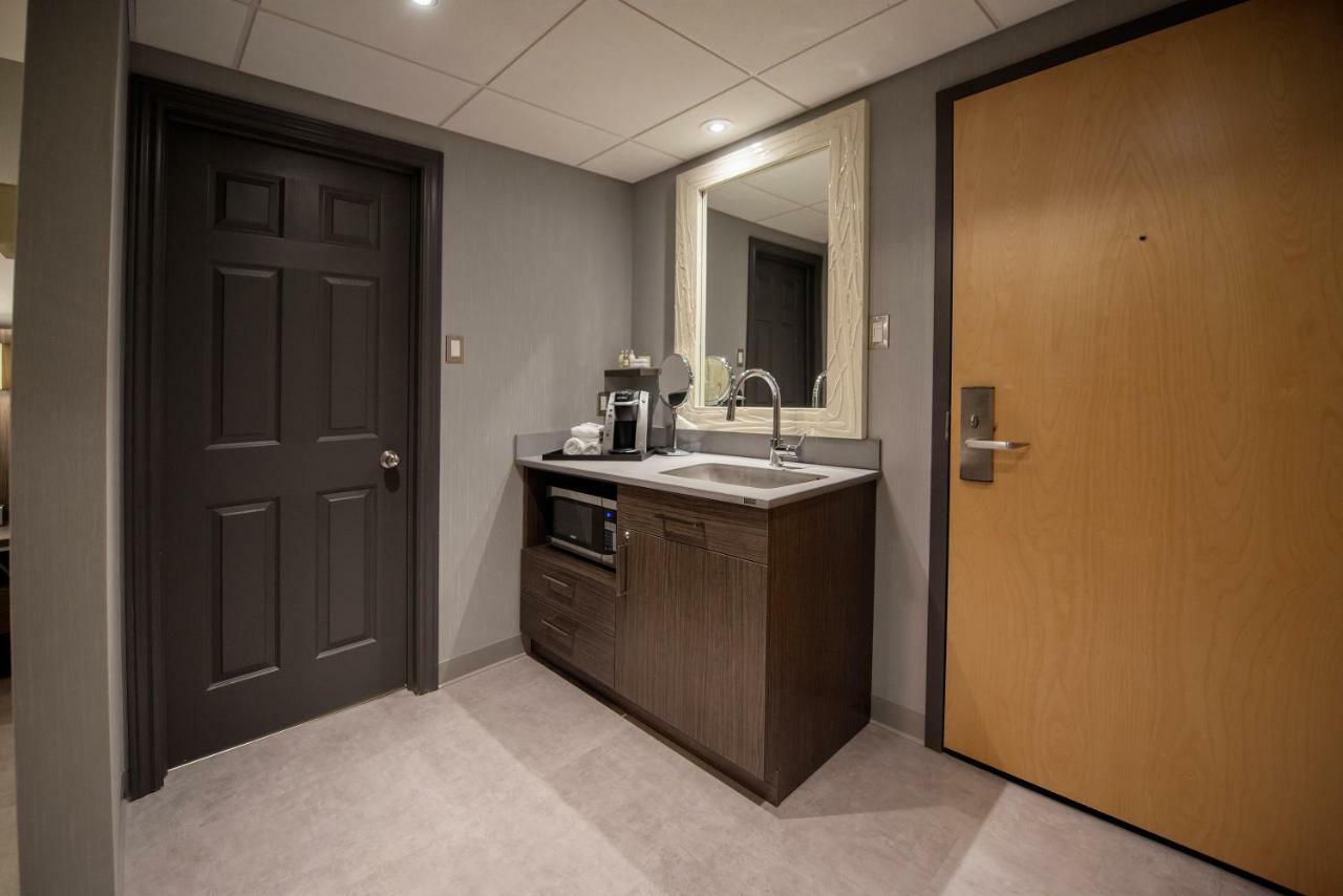 Hotel & Suites Le Dauphin Quebec Εξωτερικό φωτογραφία